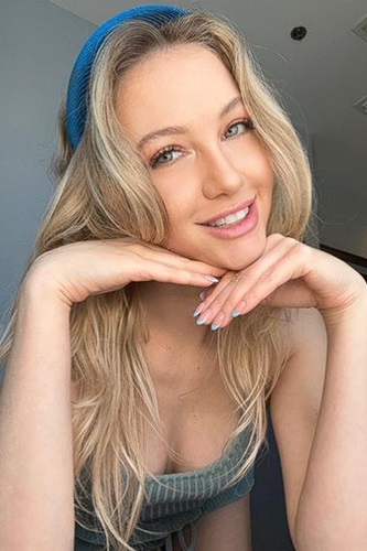 Alana Duval