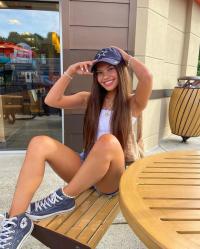 Leela Owen 1062