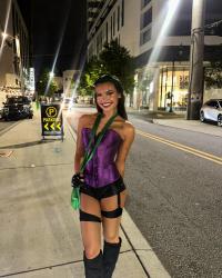 Leela Owen 1114