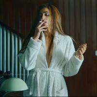 Alba Flores 1021