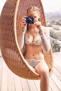 Alexina Graham 1210
