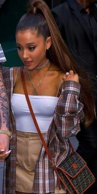 Ariana Grande 1110