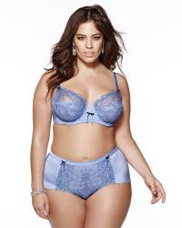 Ashley Graham 1012
