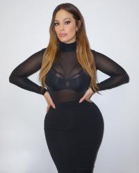 Ashley Graham 1027