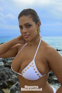 Ashley Graham 1141