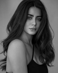 Emeraude Toubia 1010