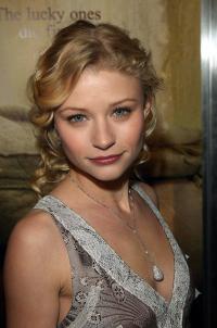 Emilie de Ravin 1258