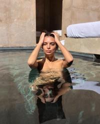 Emily Ratajkowski 2308