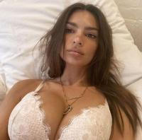 Emily Ratajkowski 2608
