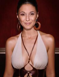 Emmanuelle Chriqui 1030