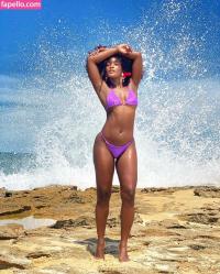 Erika Januza 1322