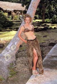 Gillian Anderson 1126