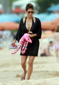 Halle Berry 1137