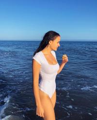 Joey King 1140