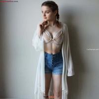 Joey King 1321