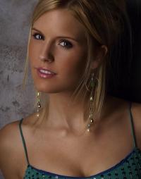 Maggie Grace 1114