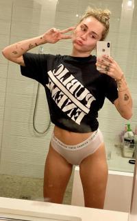 Miley Cyrus 1022