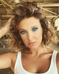Millie Bobby Brown 1091