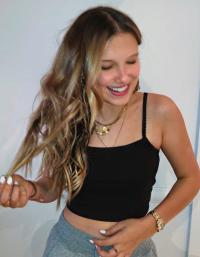 Millie Bobby Brown 1098