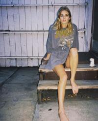 Samara Weaving 1022