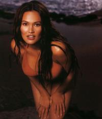 Tia Carrere 1033