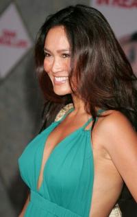 Tia Carrere 1066