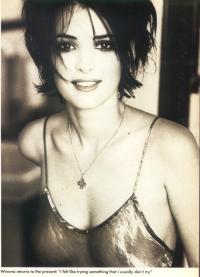 Winona Ryder 1042