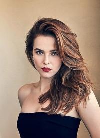 Zoey Deutch 1135